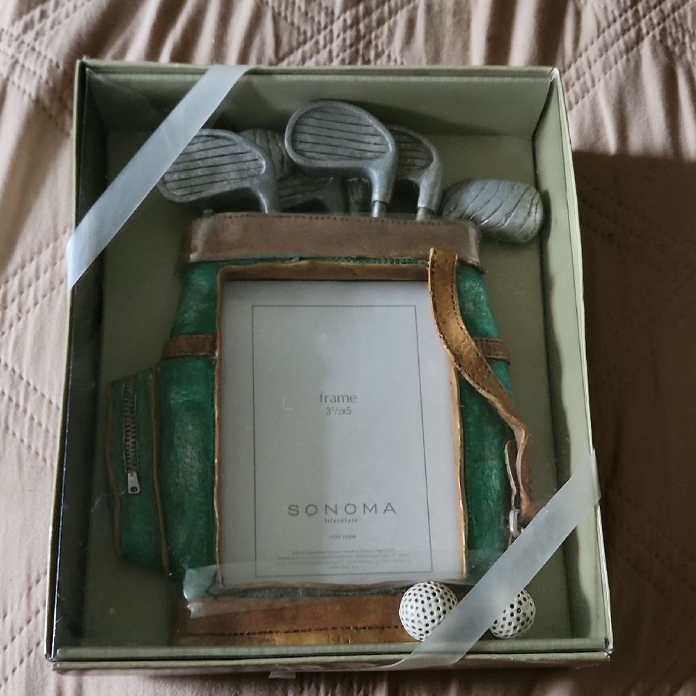 Sonoma Green and Brown Golf Bag Picture Frame 3-1/2" X 5"